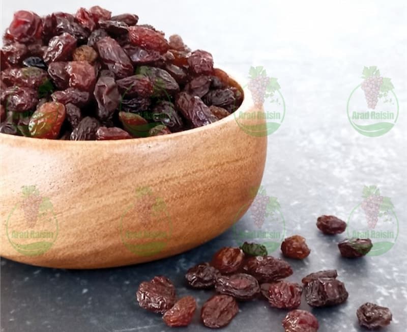 برای کیک و کلوچه از چه کشمشی استفاده کنم؟